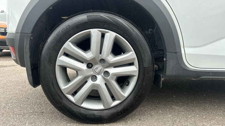 Dacia Sandero Stepway 1.0 TCe Essential 5dr Bi Fuel Hatchback